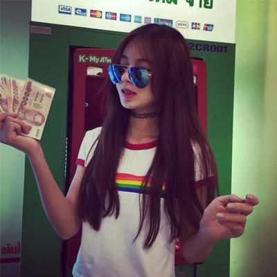 Женская футболка с круглым вырезом коротким рукавом и принтом радуги | одежда