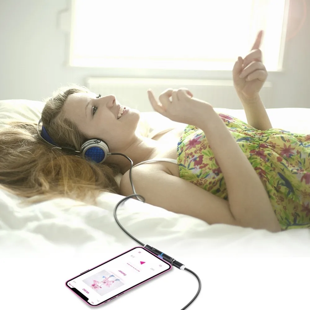 

Audio converter for lightning to 3.5 adapter 2 in 1 Audio adapter support IOS 12 for IPhone 7 8 X All Series charging music