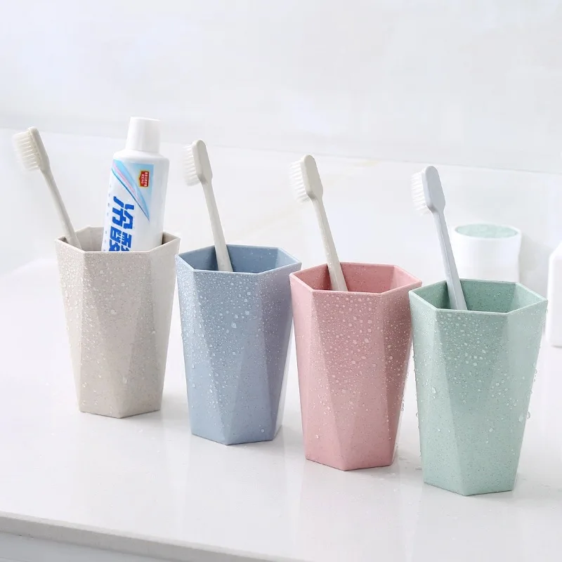 Simple diamond brushing cup couple tooth cylinder mouth |