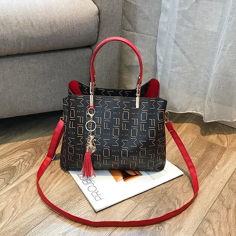 Фото Bag Woman Famous Luxury Brand Fashion Large-capacity Handbag European and American Style 2019 Summer Messenger Багаж и сумки Bag Woman Famous Luxury Brand Fashion Large-capacity Handbag European and American Style 2019 Summer Messenger Багаж и сумки