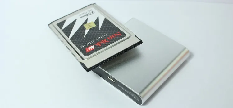 ATA PCMCIA карты памяти флэш-диски кард-ридер 68PIN CardBus к USB конвертер