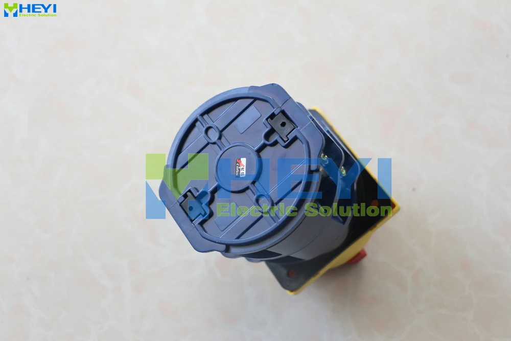 Вращающийся переключатель Φ/04-3 Pad-lock switch 125A 440V универсальный | Обустройство дома
