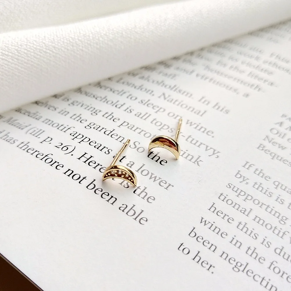 Martick Unique Style MIni Moon Stud Earrings For Fashion Woman 100% 925 Sterling Silver Asymmetry Gold Jewelry GSE43 | Украшения и