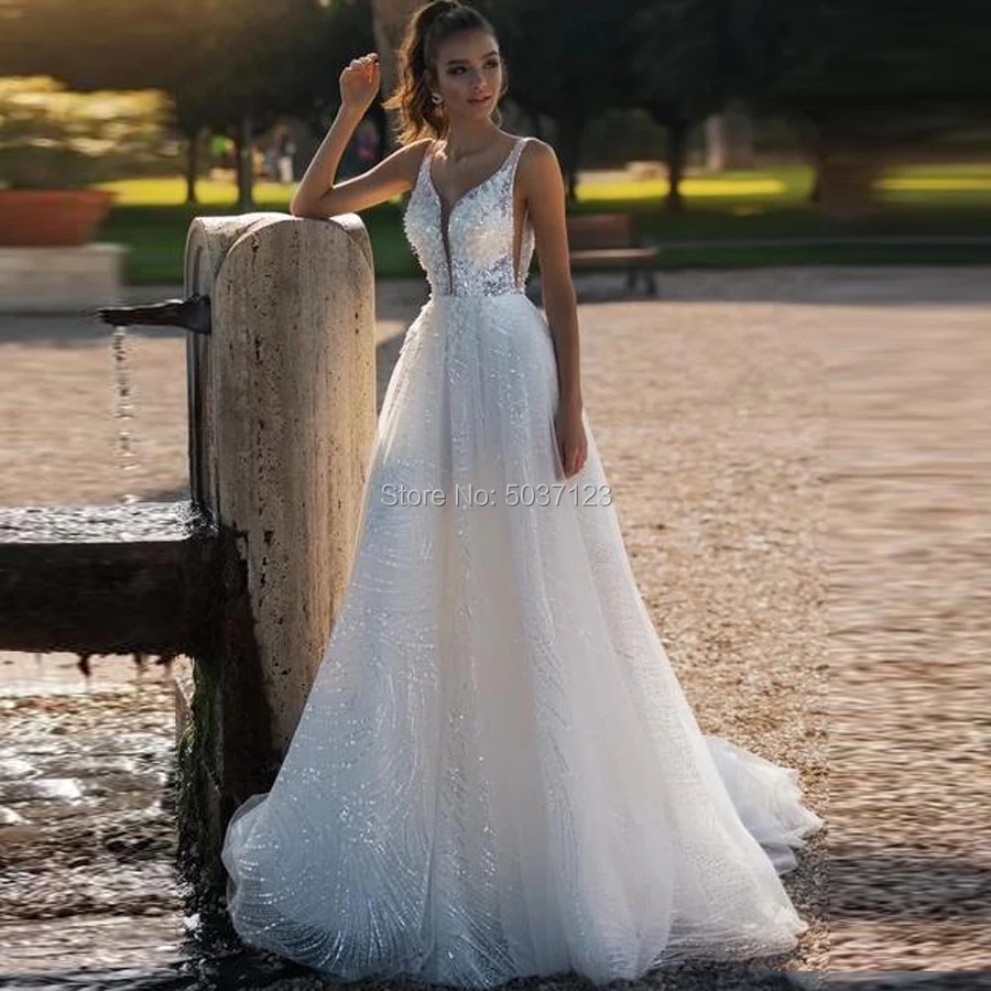 A Line Wedding Dresses Tulle Sparkling Bridal Wedding Gown Deep V Neck Sleeveless Open Back Vestido De Noiva with Court Train