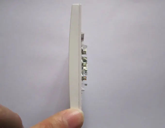 Настенная розетка панель с RCA AV + VGA для установки мультимедиа размер 86 мм |