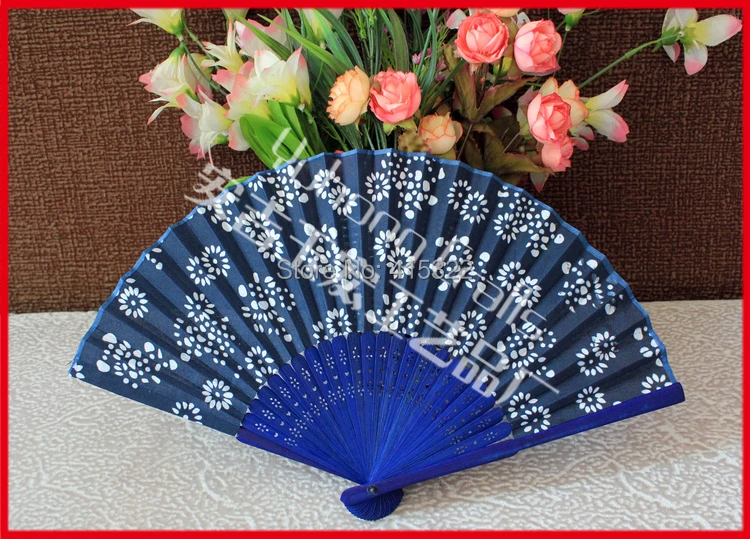 150pcs/lot free shipping assorted flower designs traditional Chinese style wedding hand fan for bride | Дом и сад