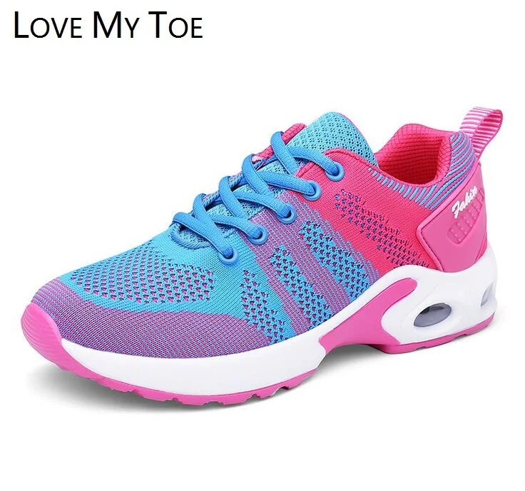 Сезон Новинка 2020 года Повседневная дышащая обувь на танкетке из сетчатого