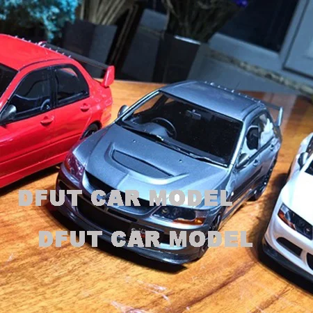1:18 сплав Lancer EVO 8 MR FQ-400 модель автомобиля Детские игрушечные машинки оригинальные авторизованные подлинные детские игрушки - Цвет: 1