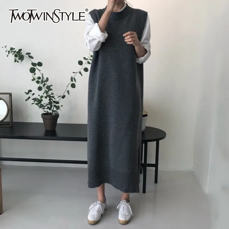 Женские вязаные платья TWOTWINSTYLE Свободные повседневные без рукавов в Корейском