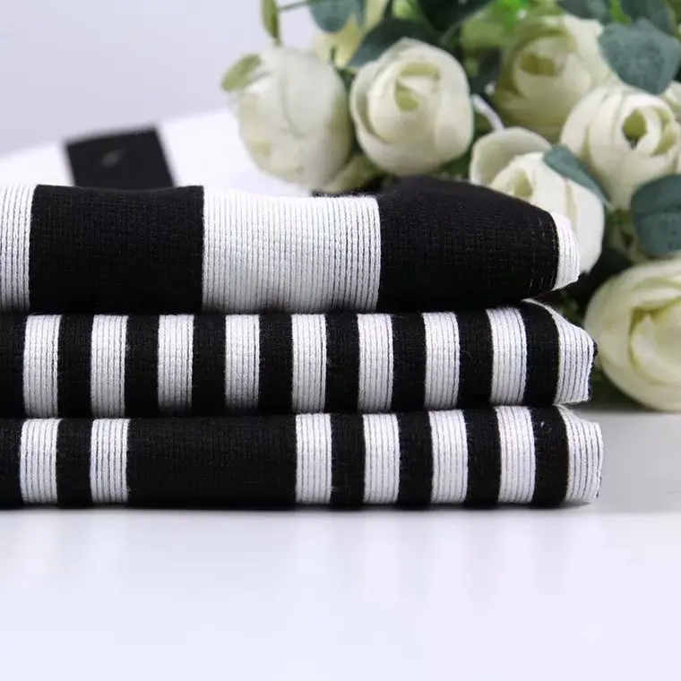 2019 черно-белая полосатая жаккардовая ткань осенние черно-белые полосатые