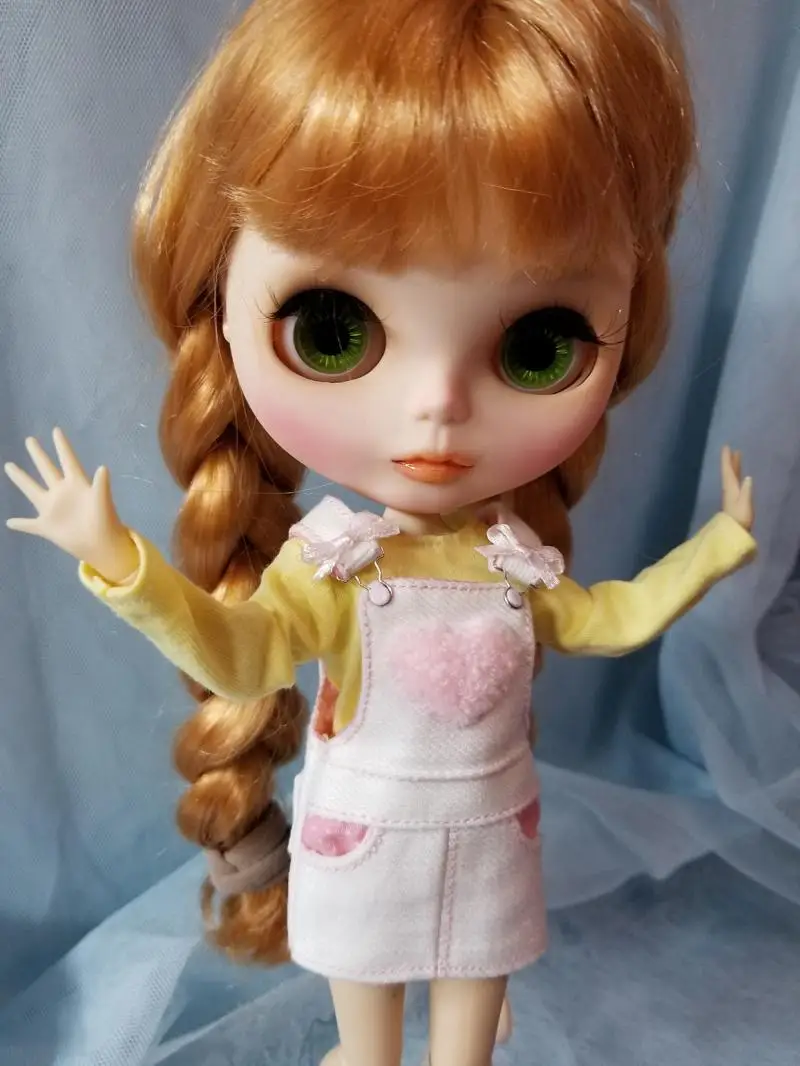 1 комплект желтая футболка розовая юбка на подтяжках с сердцем короткое