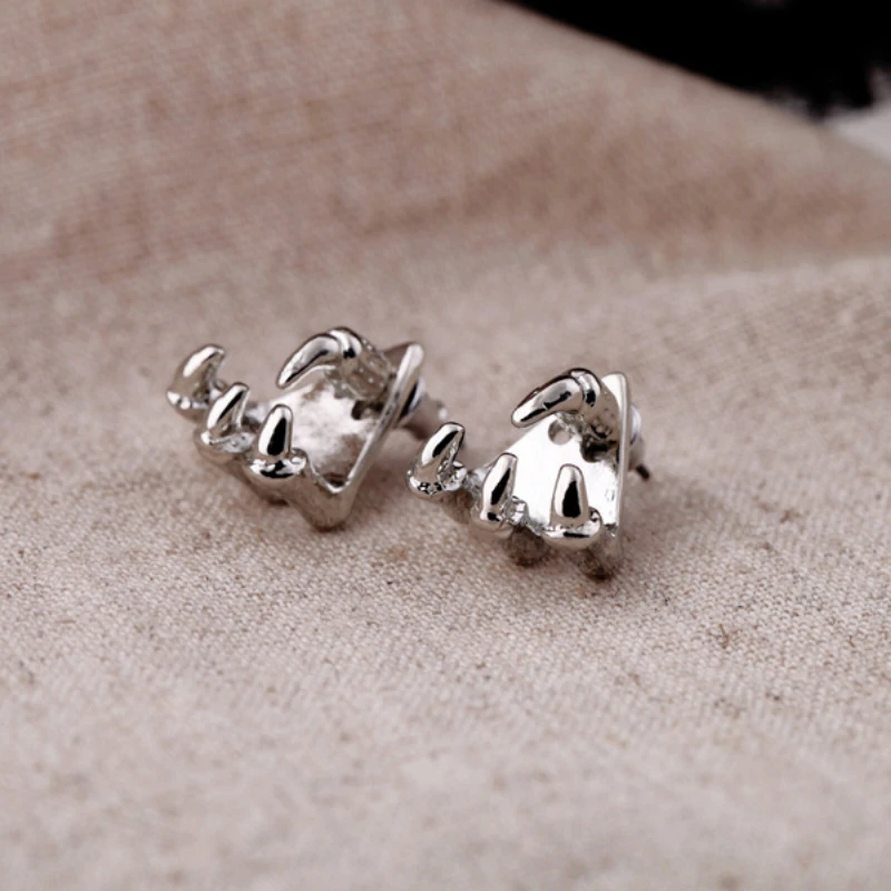 Европейские и американские модные серьги сплав личности talons женские новые |