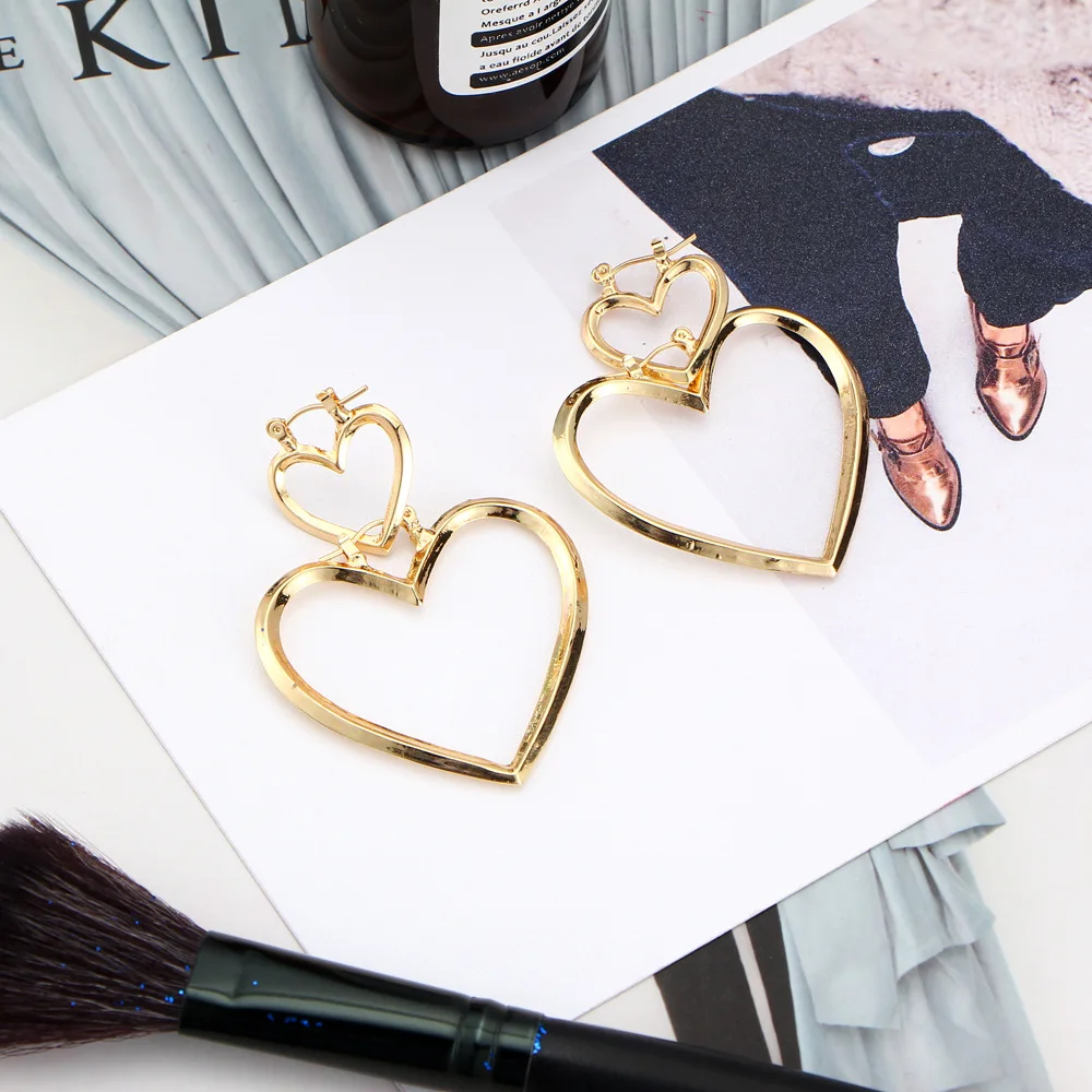 Женские серьги подвески с сердечками золотого и серебряного цвета длинные