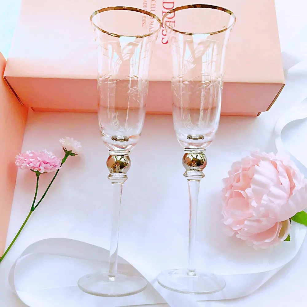 

2pcs/Set Europe Crystal champagne glasses high quality wine glass goblet wine cup carving glass cup wedding Gift box drinkware