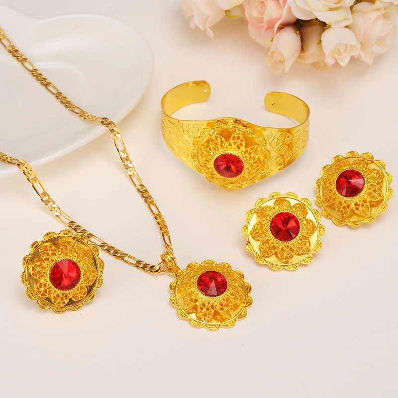 Большой комплект ювелирных украшений из колье серёг и кольца с эфиопскими