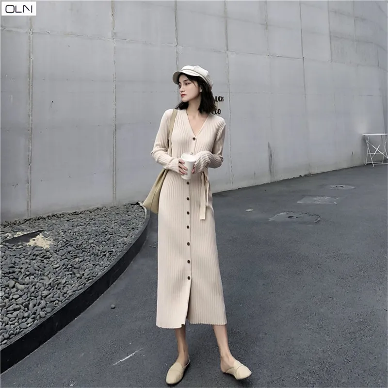 Женское трикотажное платье кардиган длинное однобортное в корейском ретро стиле
