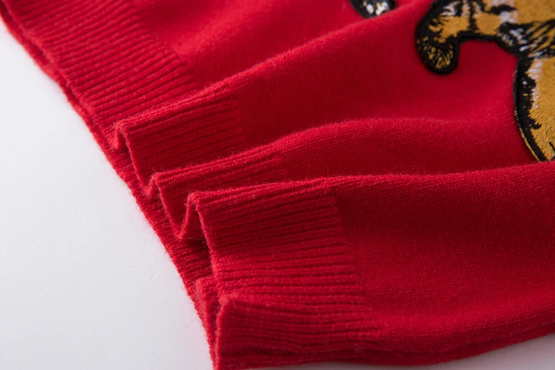 LUKAXSIKAX High Quality Letter Sequined Tiger Embroidery Runway Sweater 2018 New Autumn Winter Women Knitted Pullover | Женская одежда