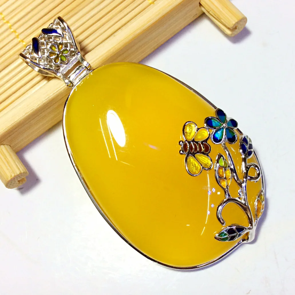 [S925] Серебряный кулон с инкрустированными натуральными цветами пчела