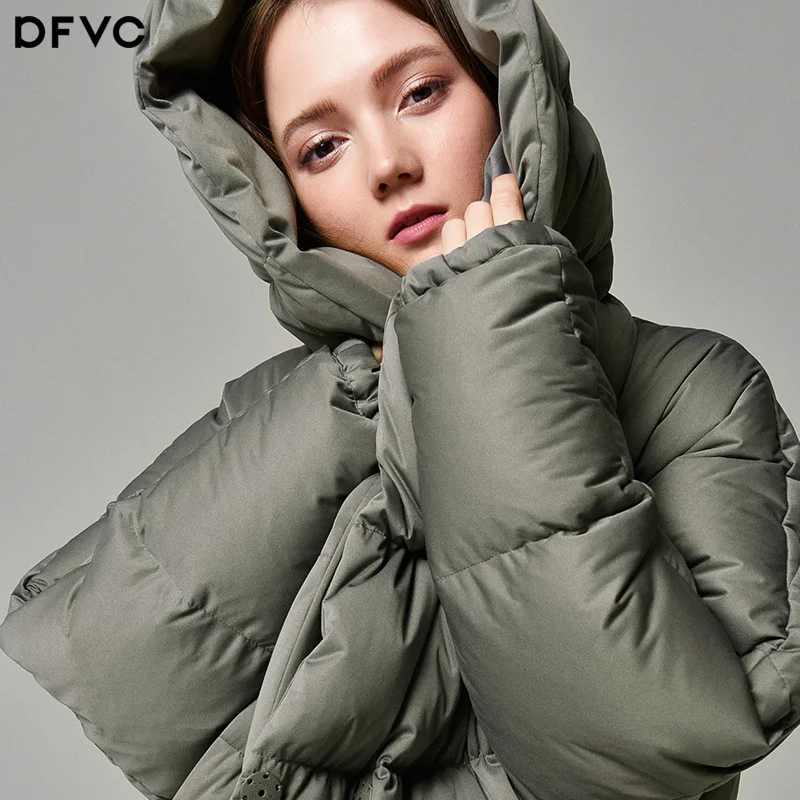 Dfvc/Новинка года; свободная зимняя куртка с капюшоном в европейском стиле; длинное белое пуховое пальто для девочек