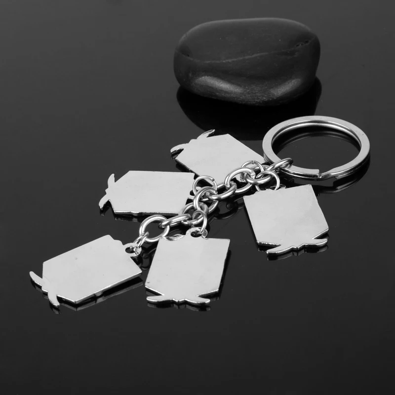 Аниме Атака Титанов брелок стажер съемочный корпус военная полиция гарнизон