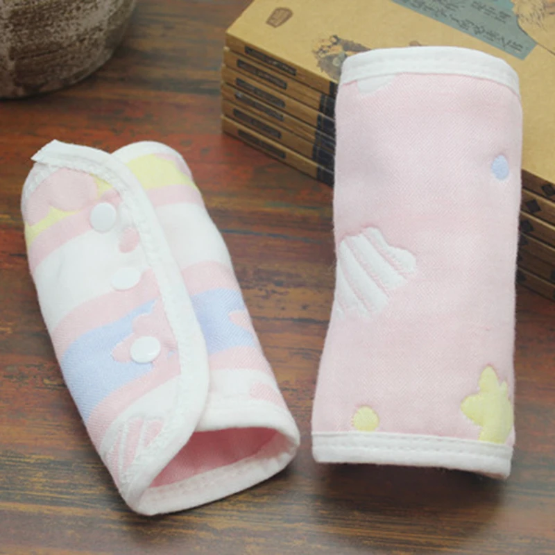 

Newborn Baby Bib Waterproof Cotton + Polyester Cartoon Children's Sports Bib Absorbent Cloth Baby Bib
