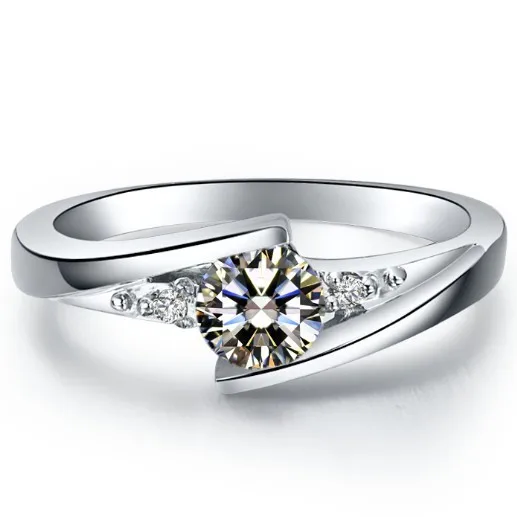 

Royal Designer 0.5Ct 5.0mm D Moissanite Diamond Ring Real 18K 750 White Gold Ring for Women Wedding Fine Jewelry