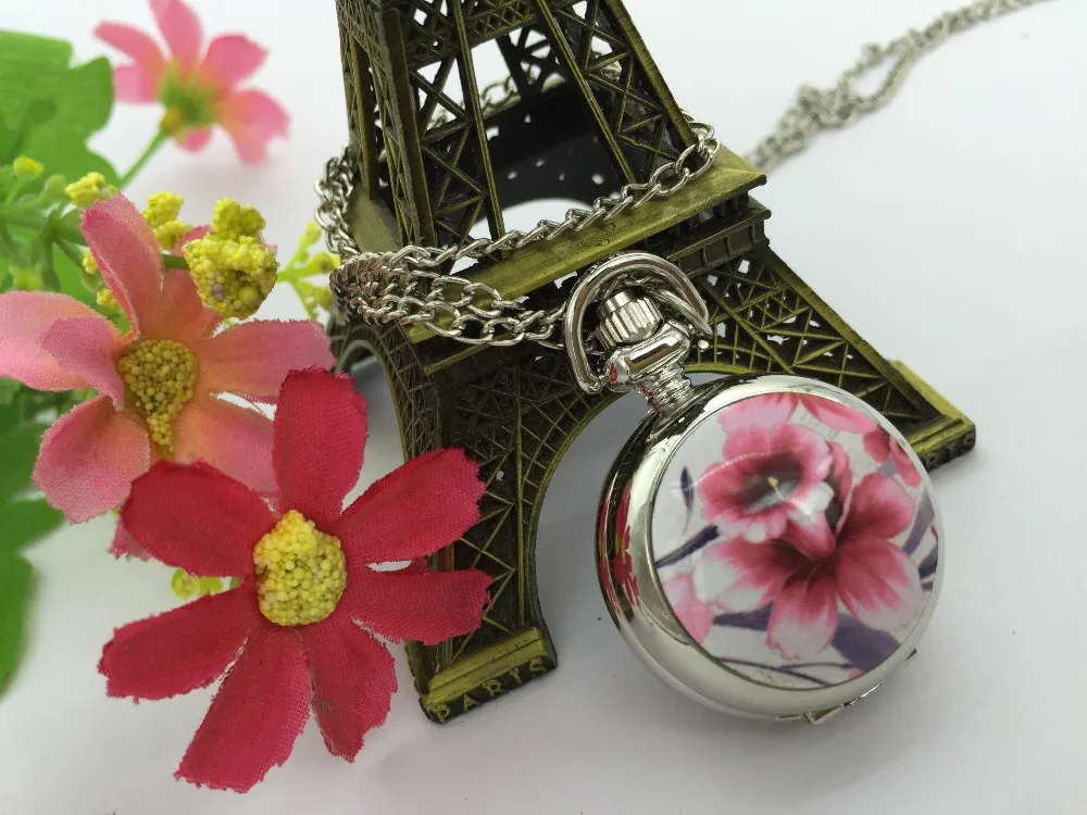 Ожерелье и часы карманные с цветным цветочным рисунком| |