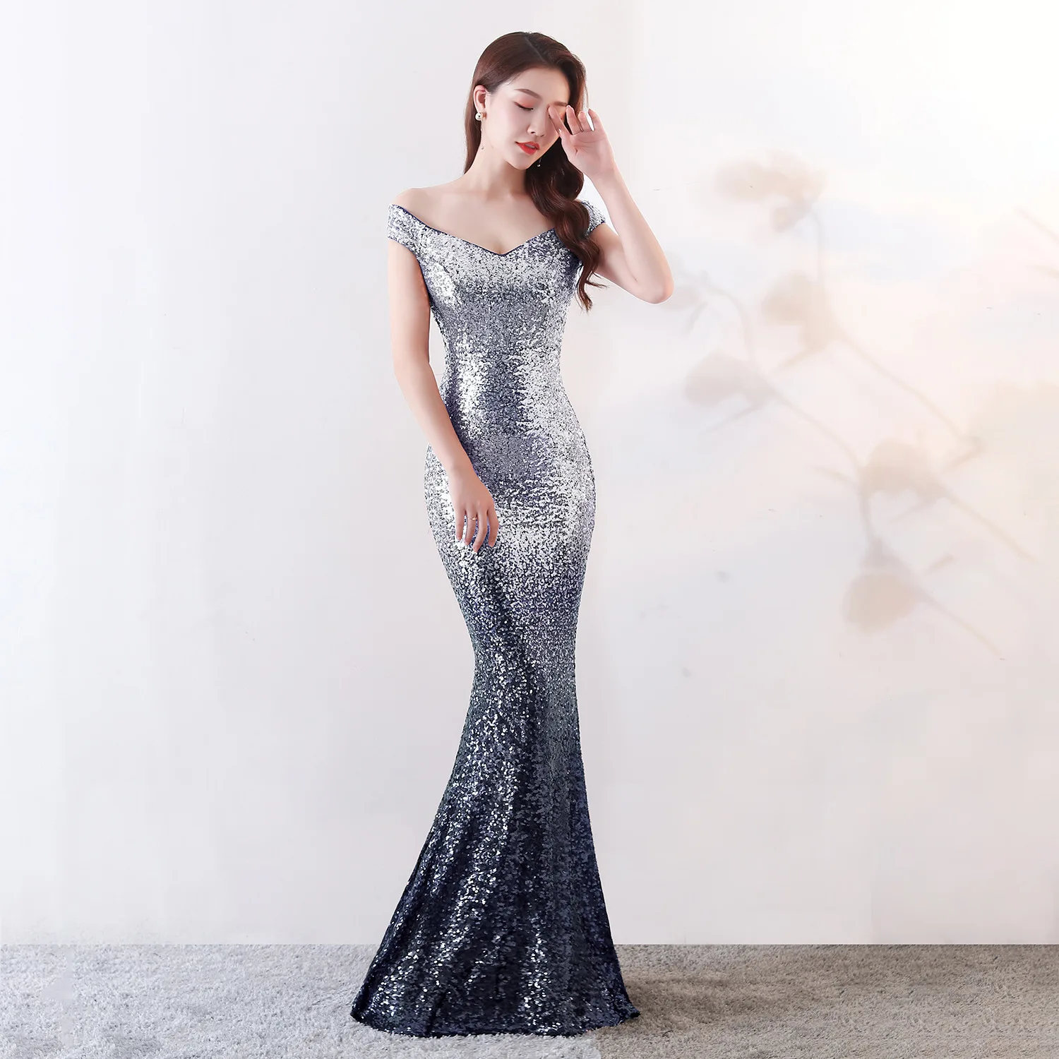 Silver And Blue Золотое и красное градиентное платье с блестками, с открытыми плечами, с коротким рукавом, элегантное сексуальное платье для ночного клуба, Роскошные вечерние платья, длинное платье - Цвет: Silver And Blue