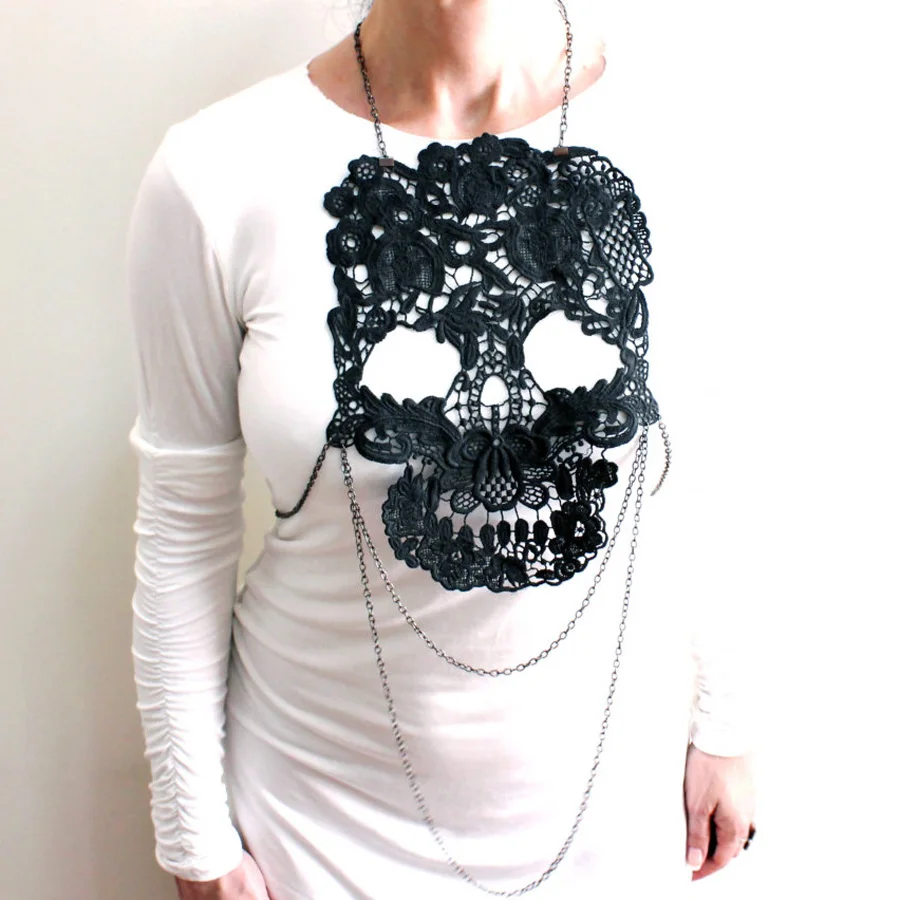 Кружевной чокер Chran окрашенный вручную в черный скелет белая Съемная