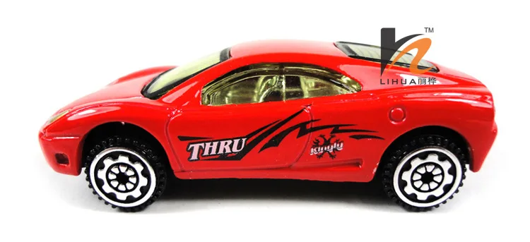 Классические игрушки! Спортивный автомобиль 1: 64 сплав Игрушечная модель автомобиля, раздвижной автомобиль случайный смешанный для ребенка Хэллоуин Рождество подарок на день рождения