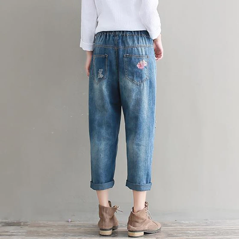 Джинсы Mom с вышивкой джинсовые брюки женские джинсы в японском стиле новинка 2018
