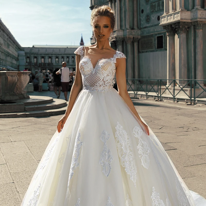 Роскошное вышитое бисером свадебное платье 2019Swanskirt милое бальное платье с аппликацией Кружева тюркского размера плюс свадебные платья Robe de mariee BZ10