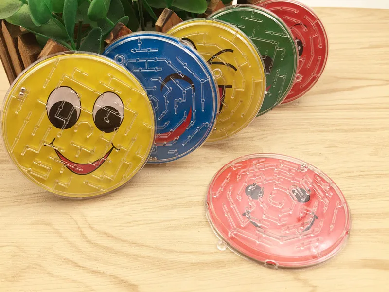 1PCS Random color Дети стальной шар животных трек лабиринт головоломка игрушка творческий практический подарок Ранний Образовательный мозговой тизер интеллектуальная доска - Цвет: 1PCS Random color