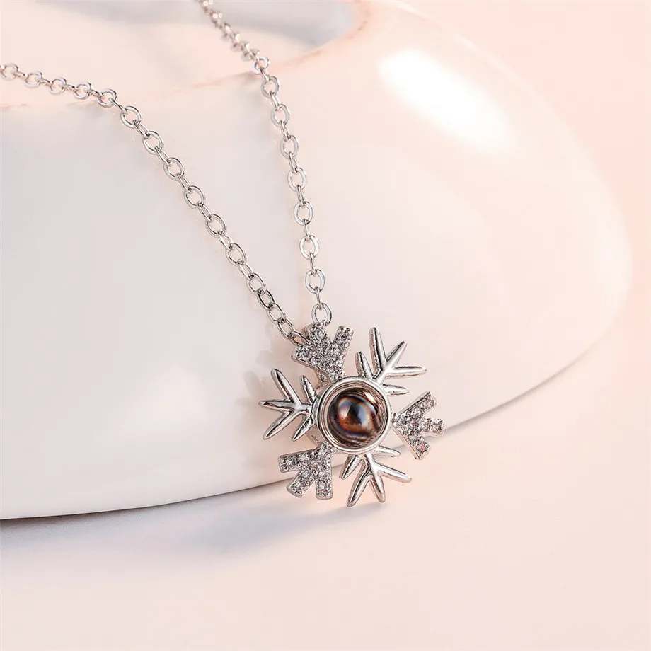 

2019 Rose Gold Silver Color 100 languages I love you Projection Pendant Necklace Romantic Love Memory Wedding Snowflake Necklace