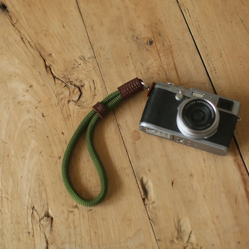 Мягкая скалолазающая веревка армейского зеленого цвета 10 мм ручной работы