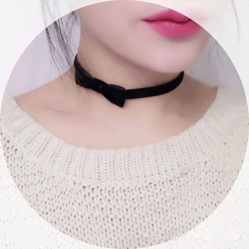 Для женщин Chocker Цепочки и ожерелья девушки черный бант короткие бархатные Цепочки и ожерелья s в стиле панк Шарм Чокеры Воротник Колье Femme Bijoux колье