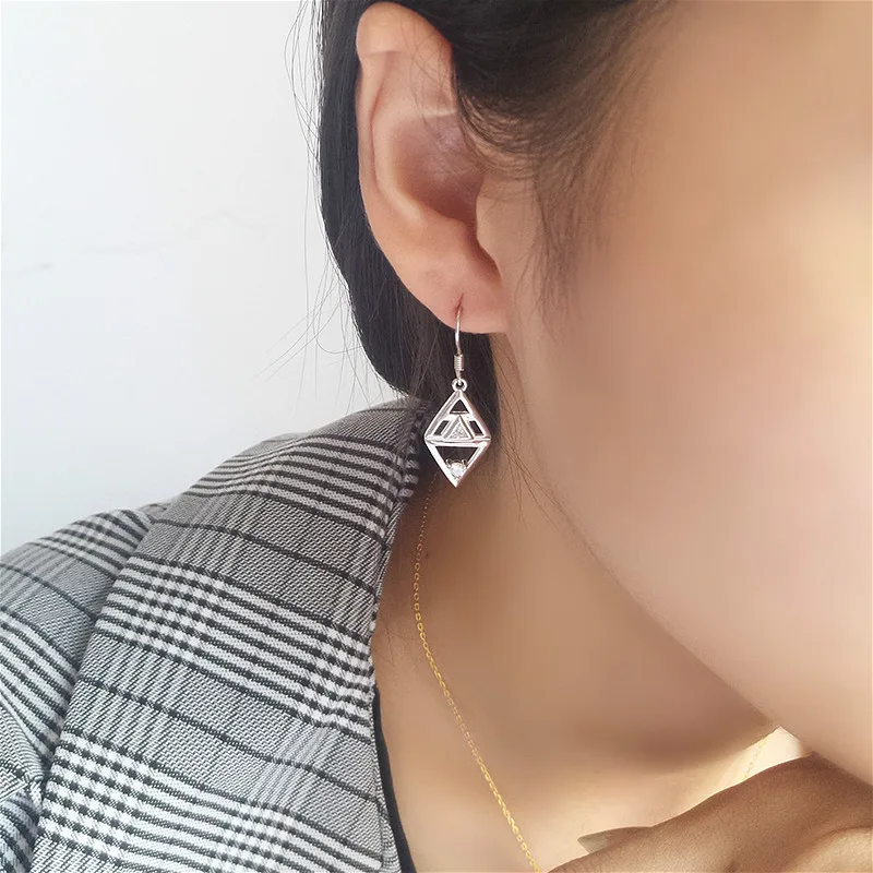 

Flyleaf Geometric Hollow Triangle Drop Earrings For Women 925 Sterling Silver Cubic Zirconia Earings Fashion Jewelry Vintage