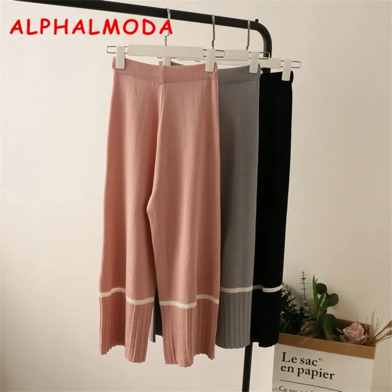 Женский трикотажный костюм ALPHALMODA джемпер без рукавов + широкие брюки до