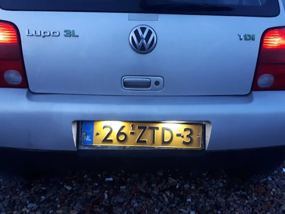 2 шт. Canbus светодиодный номерной знак светильник для VW Golf 7/6/5/4 Polo Beetle Passat Eos Scirocco Skoda Superb SEAT Altea Леон