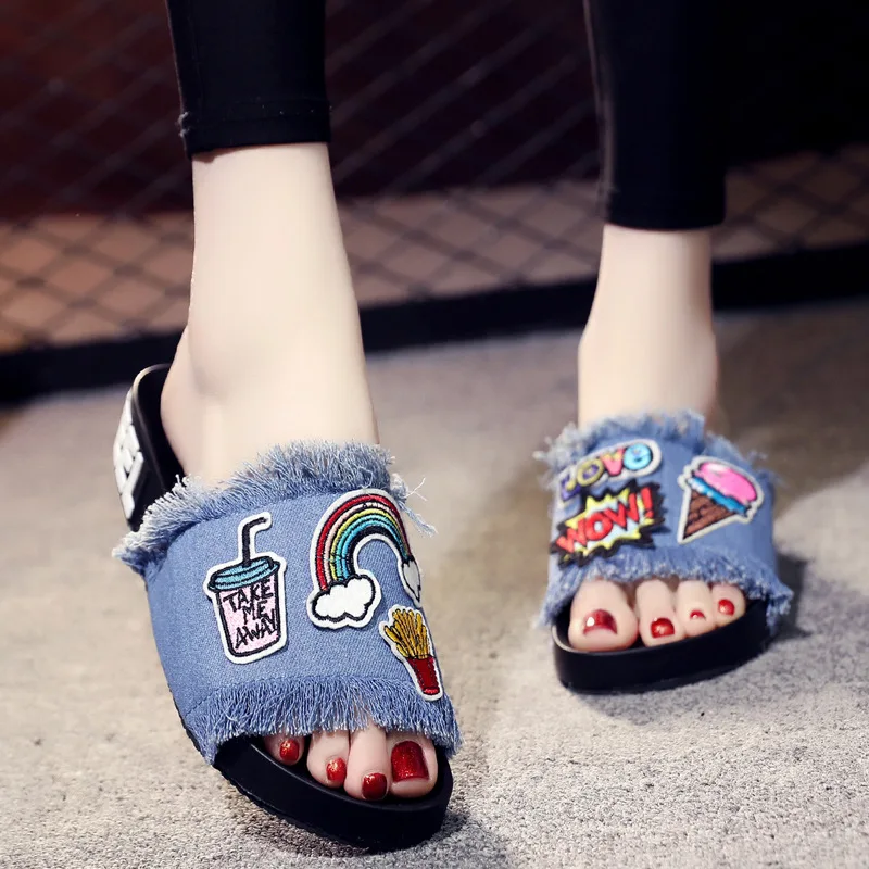 

European Denim Slippers Cartoon Embroidery Tassel Flat with Non-slip Shoes Female Summer Womens Shoes