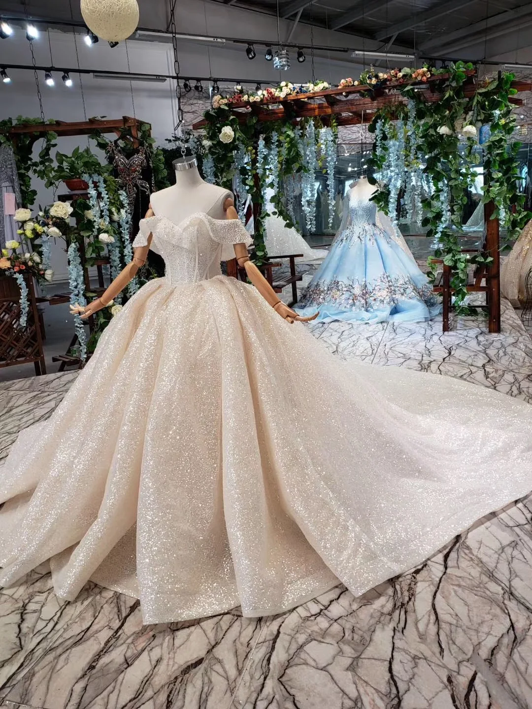 Дубай золото с открытыми плечами Элитные Свадебные платья 2019 винтажное