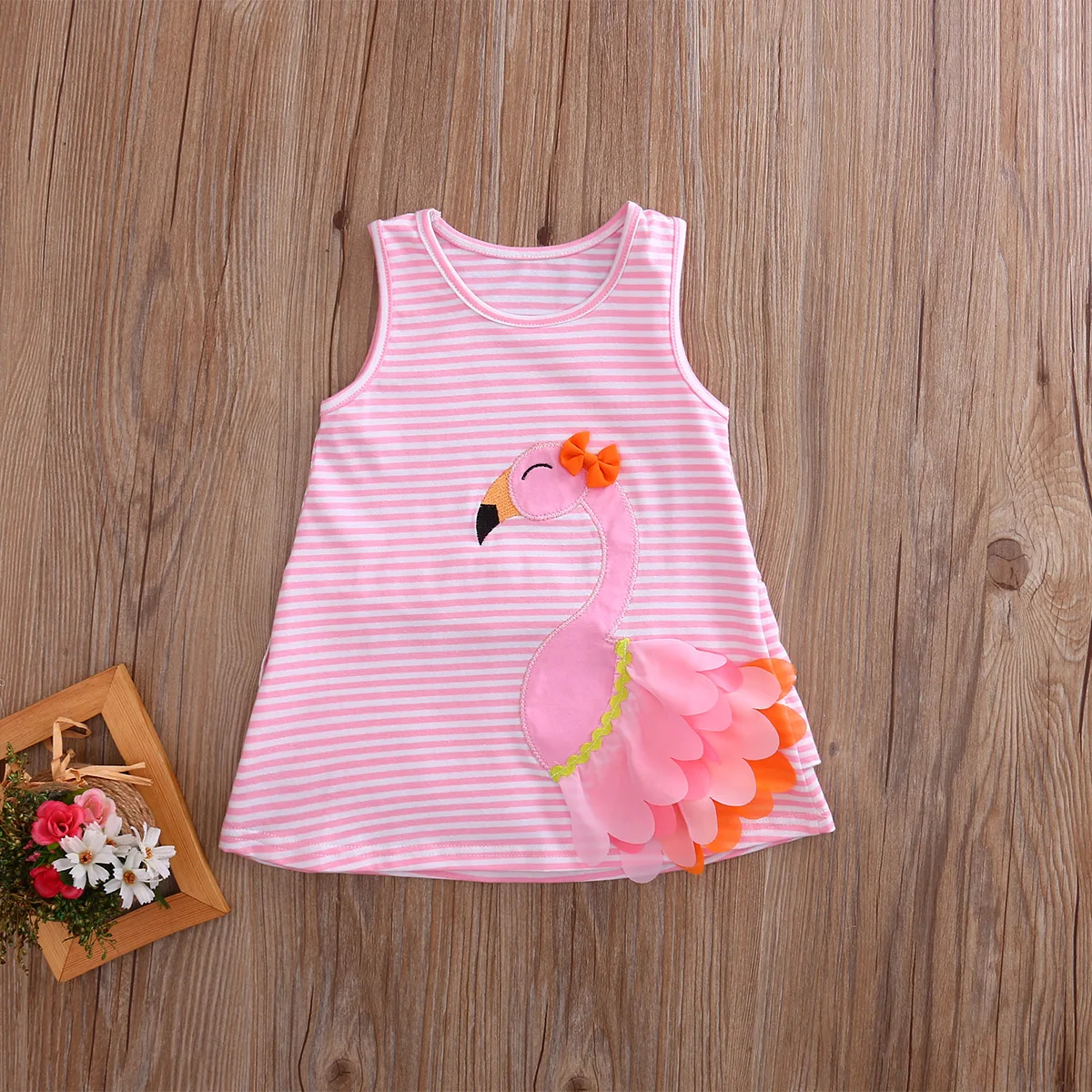 Детское летнее платье без рукавов с изображением лебедя | Детская одежда и обувь