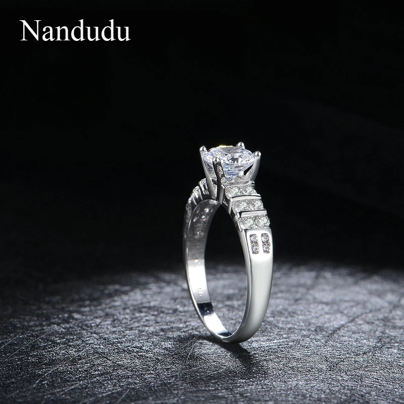 Nandudu Сияющий австрийского хрусталя кольцо Forever Love Для женщин женская свадебная