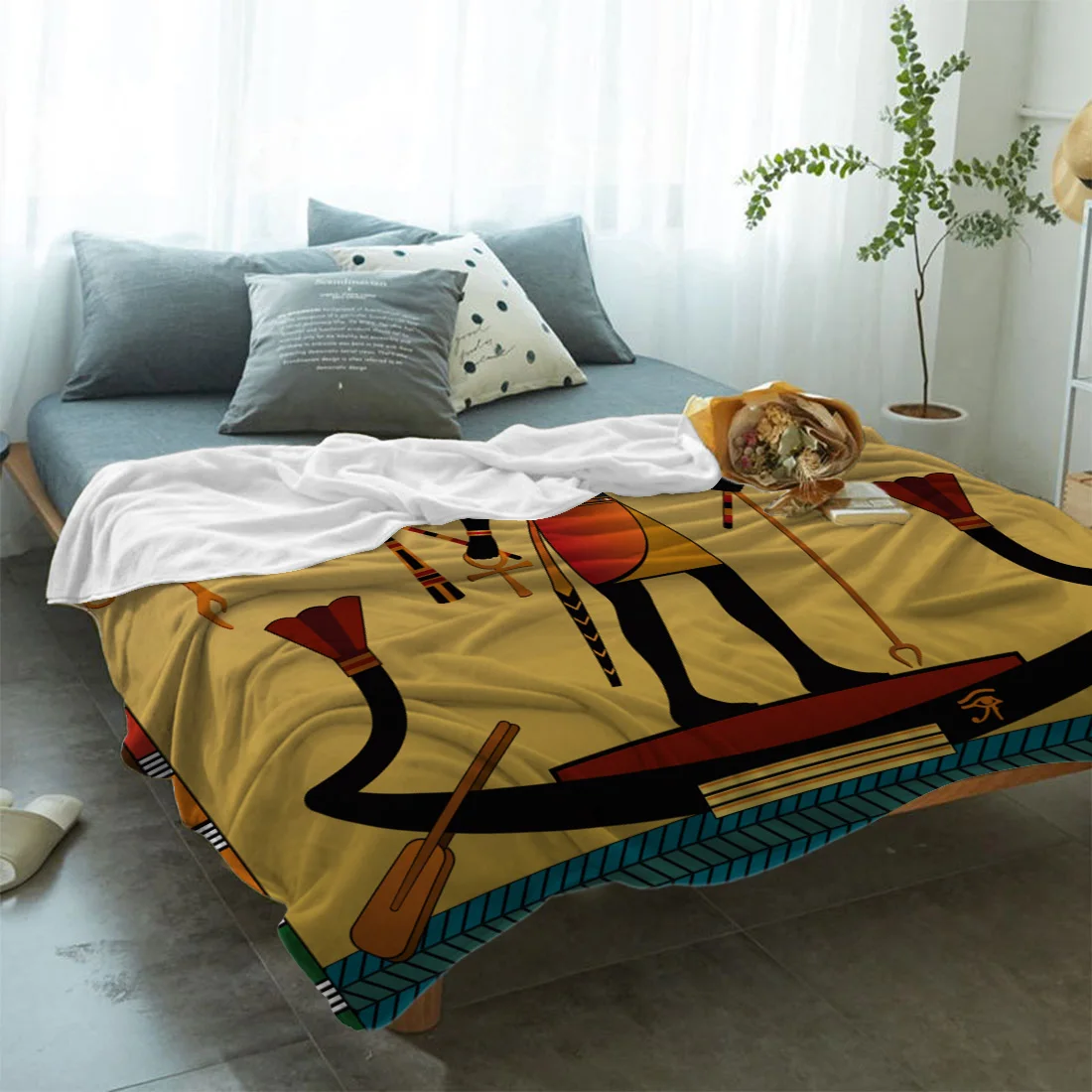 Egypt Hieroglyph Ancient Religion Sun Eyes Throw Blanket Soft Warm Microfiber Flannel | Дом и сад