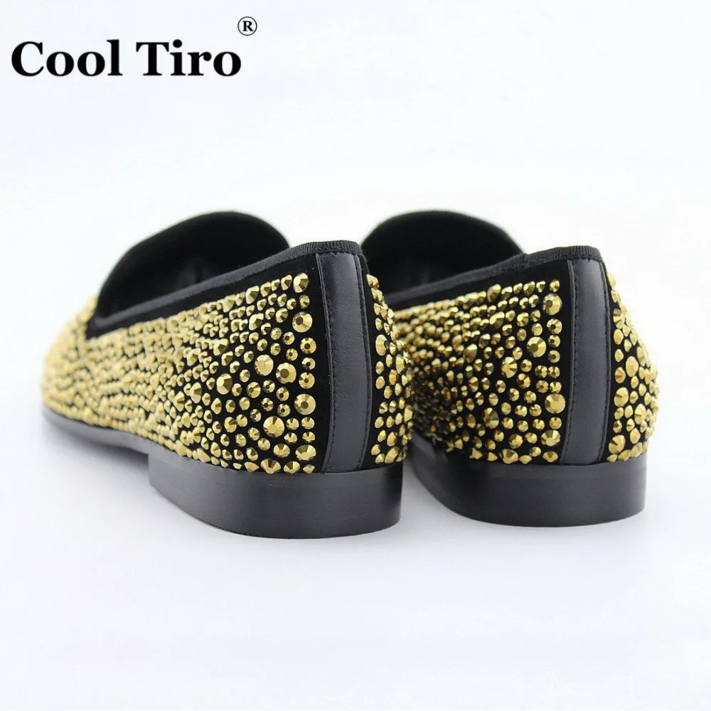 COOL TIRO металлическим носком золото страз Лоферы Мужские Мокасины SmokingSlippers кристаллы Мужские туфли Свадебная обувь на плоской подошве повседневная обувь