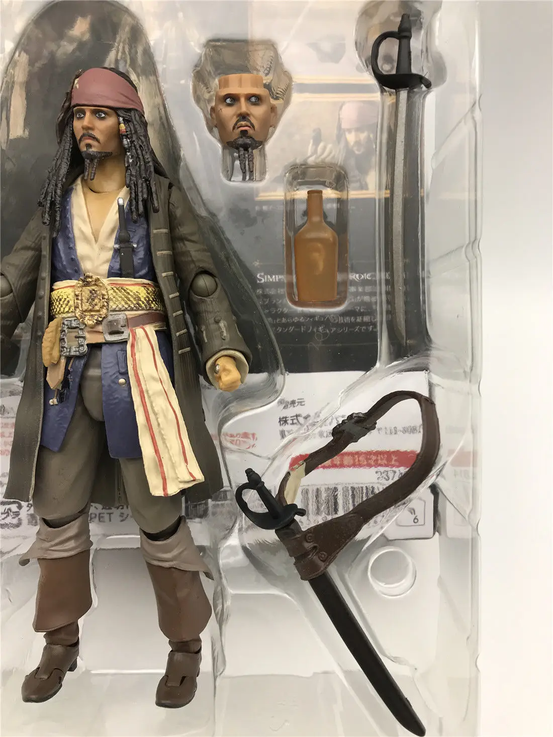 СВЧ капитан Джек Воробей героический фигурку Пираты Карибского моря Johnny Depp