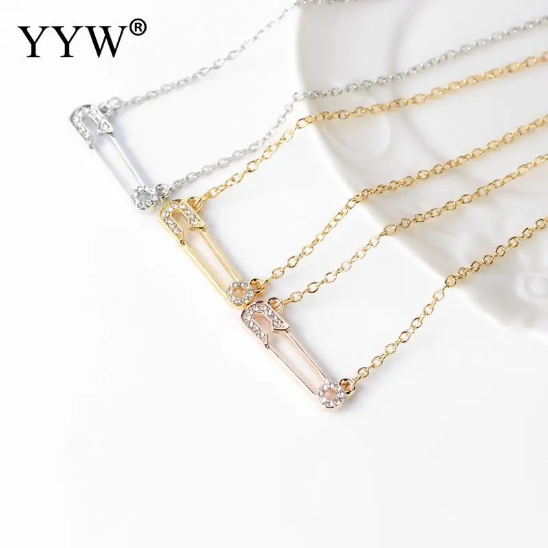 

Jewerly Necklace Safety Pin Pendant Necklace Oval Chain with Rhinestone For Women