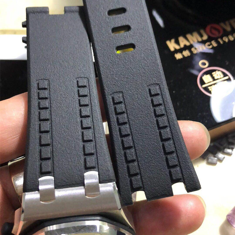 

28mm Black Waterproof Soft Rubber Silicone Watchband Watch Strap For AP 42mm Case Watch Audemars And Piguet Royol Oak Bracelet