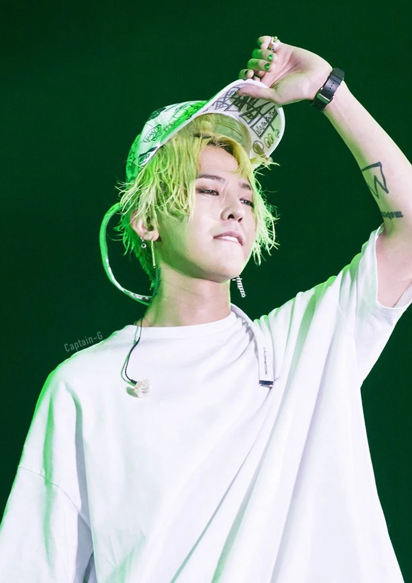 S009 K-pop G-DRAGON плакаты хорошее качество постер с покрытием белая бумага на стену для дома и бара Декор/наклейки - Цвет: S009
