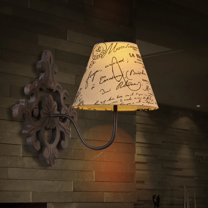 Американский кантри Европейский Ретро Железный настенный светильник В